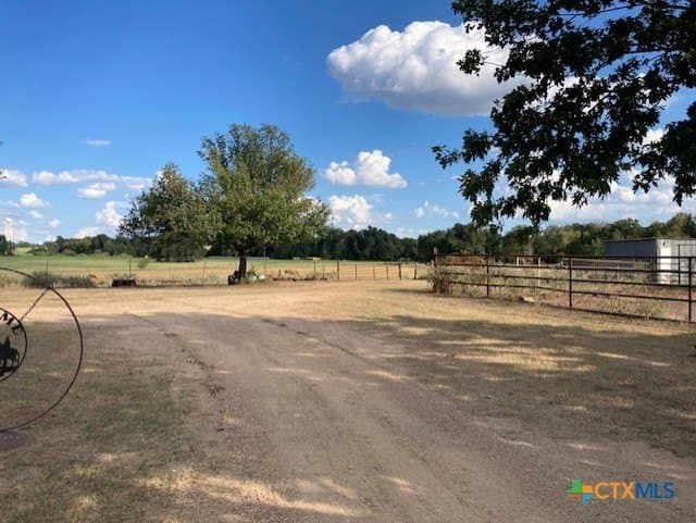 10 acres in Milam County - photo 10