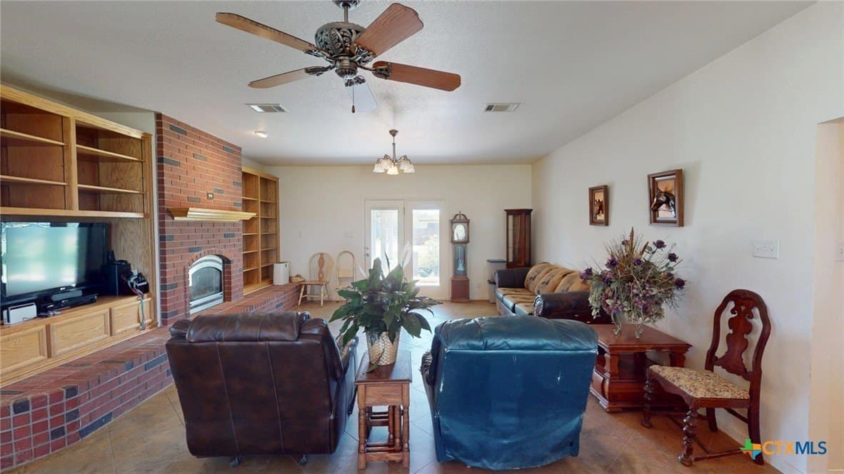 10 acres in Milam County - photo 13