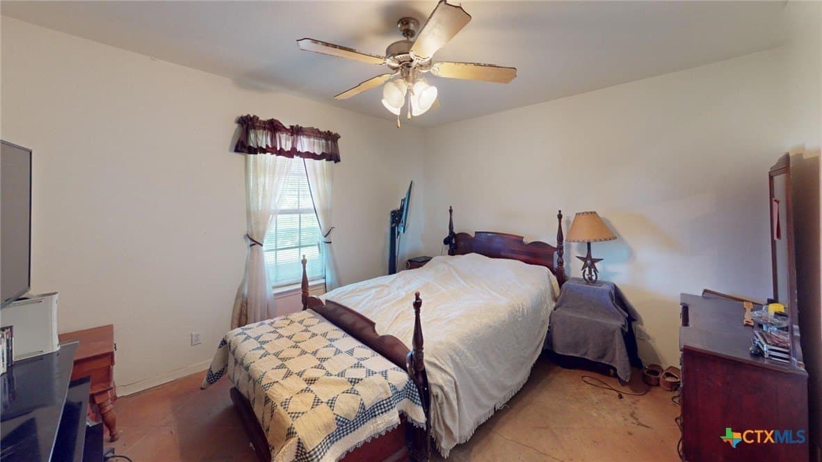 10 acres in Milam County - photo 29