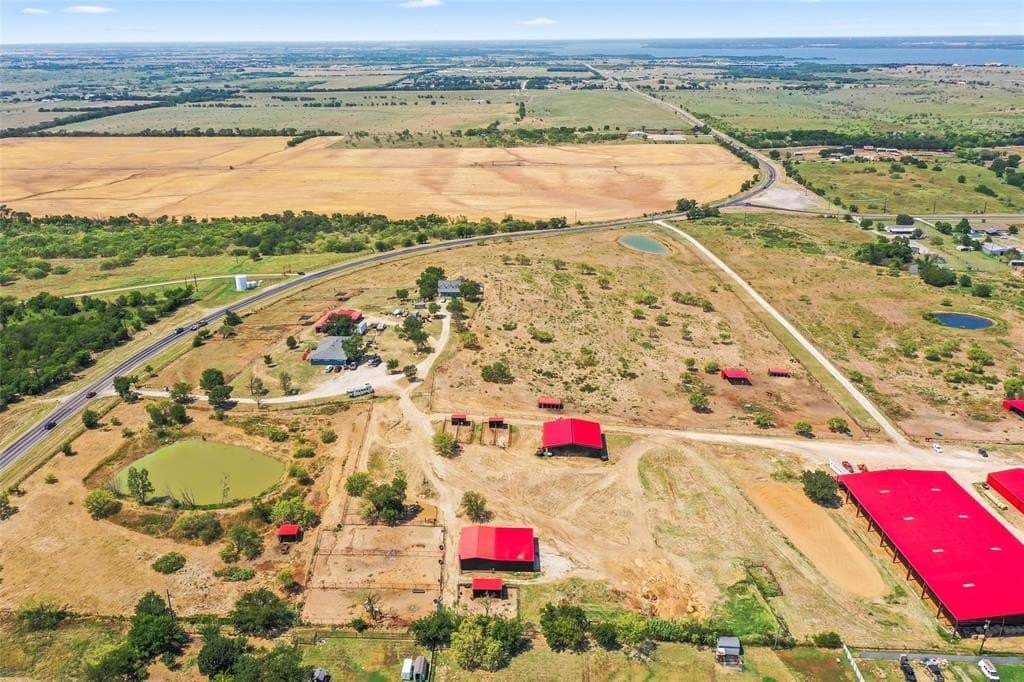 48.51 acres in Denton County - photo 2
