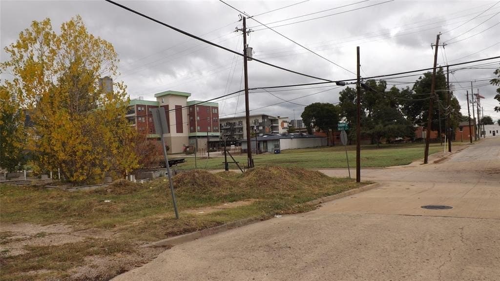 0.14 acres in Dallas County - photo 9
