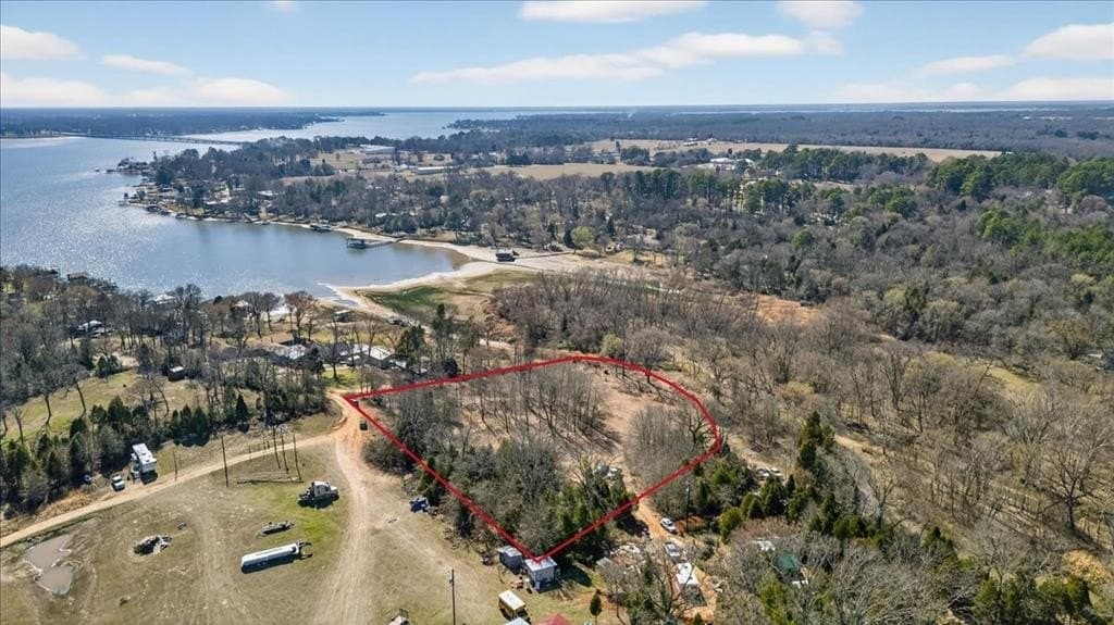2.82 acres in Henderson County - photo 13