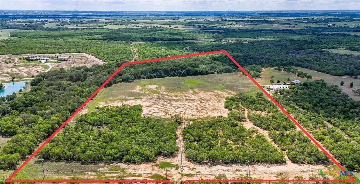18.55 acres in Guadalupe County - photo 5