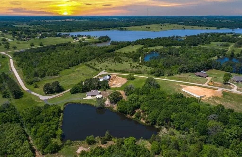 4.07 acres in Henderson County - photo 3