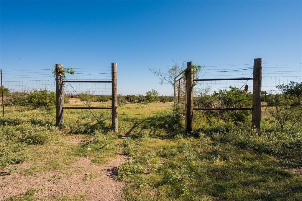 2,699.31 acres in Terrell County - photo 13