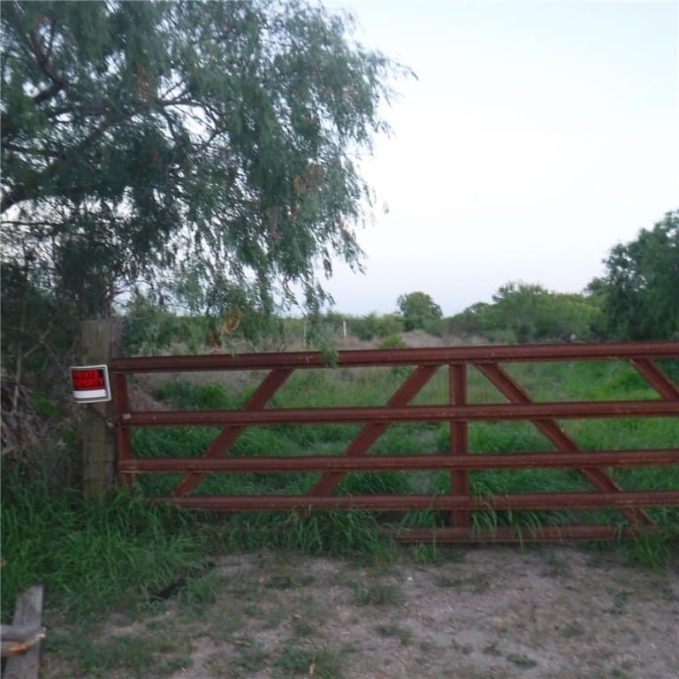 0 acres in Kleberg County - photo 3
