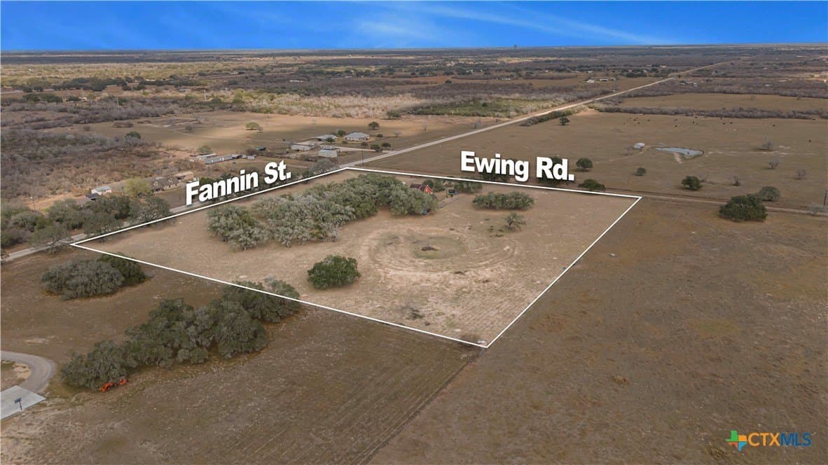 10 acres in Goliad County - photo 35