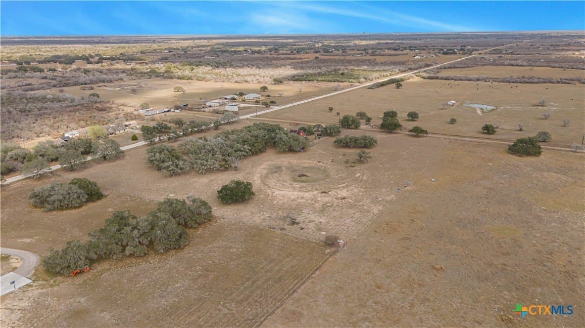 10 acres in Goliad County - photo 26