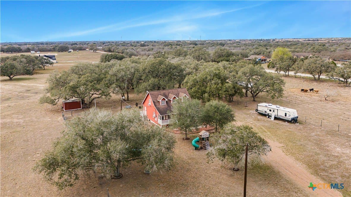 10 acres in Goliad County - photo 22