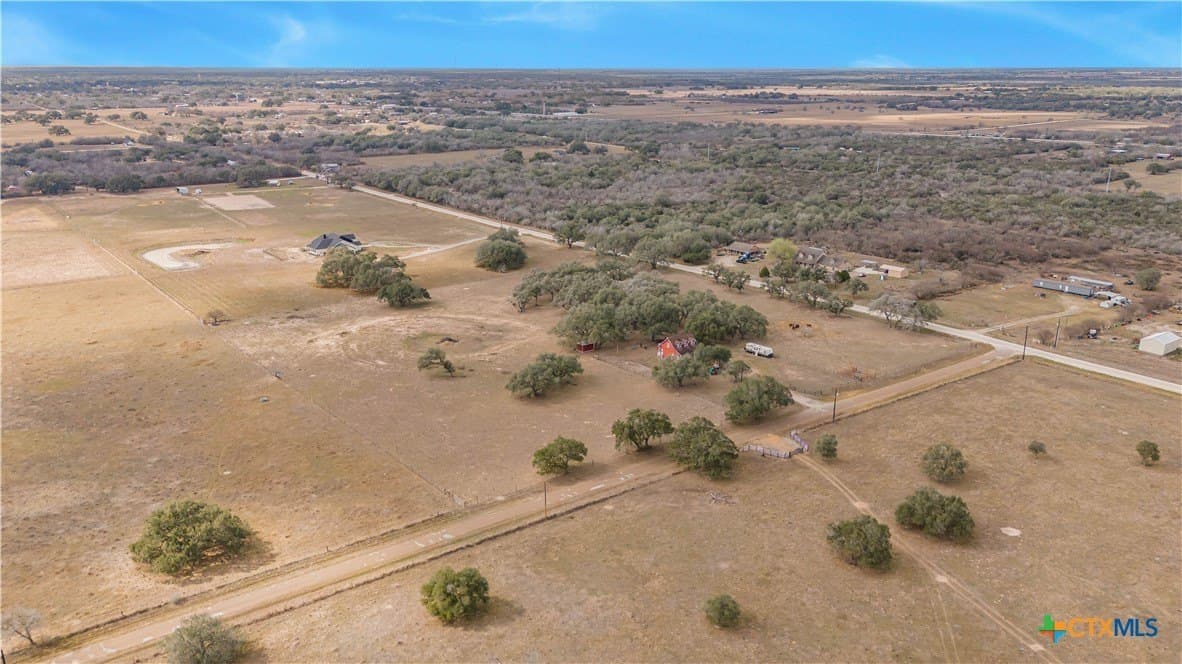 10 acres in Goliad County - photo 24