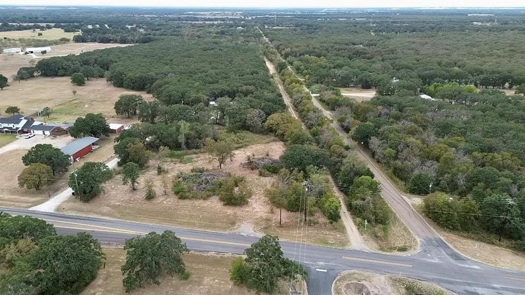 1.66 acres in McLennan County - photo 2
