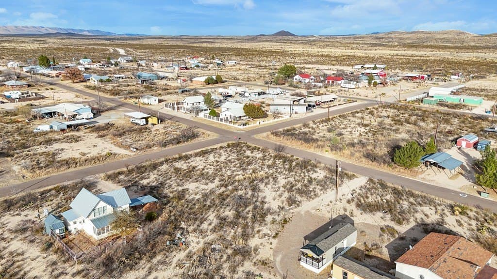 0.48 acres in Brewster County - photo 3