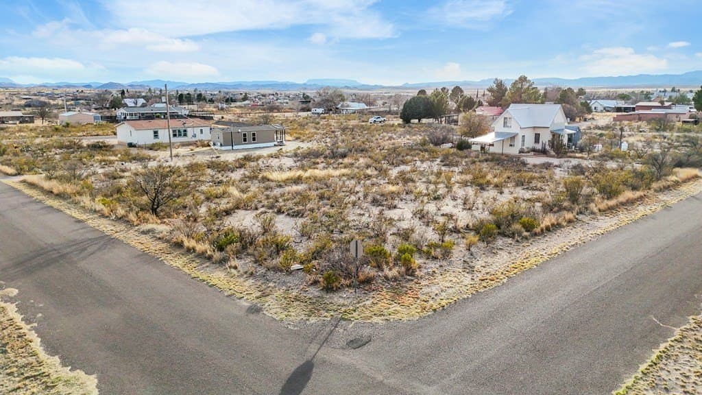 0.48 acres in Brewster County - photo 5