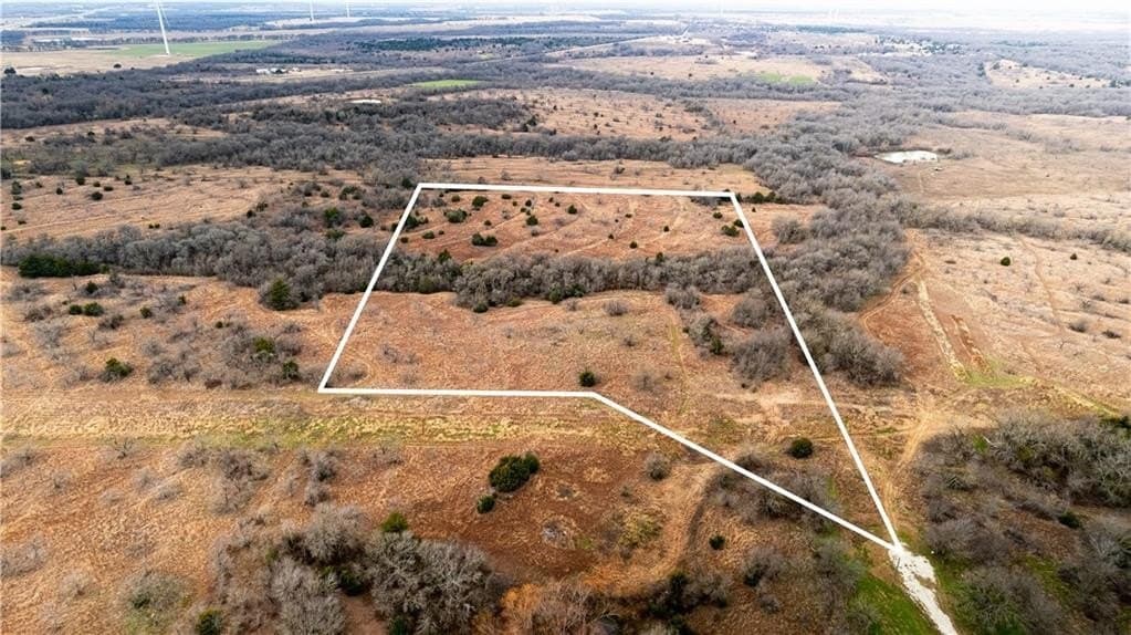 11.24 acres in Hill County - photo 2