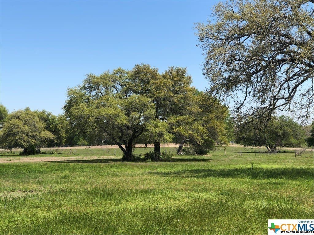 1.09 acres in Lavaca County - photo 5