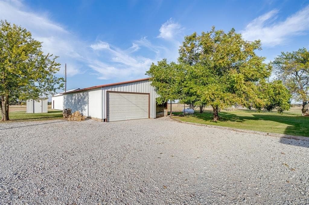 10 acres in Parker County - photo 40