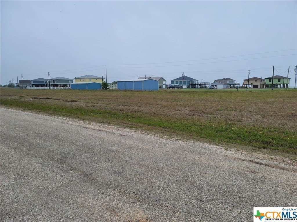 1.01 acres in Calhoun County - photo 2