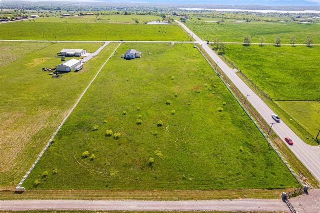 5 acres in Cooke County - photo 3