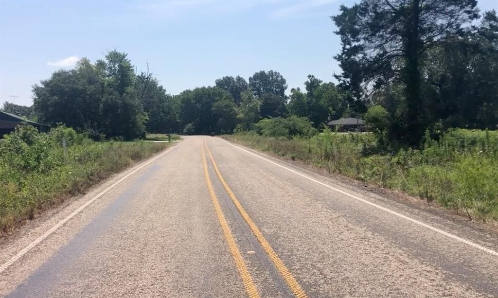 21.71 acres in Titus County - photo 5
