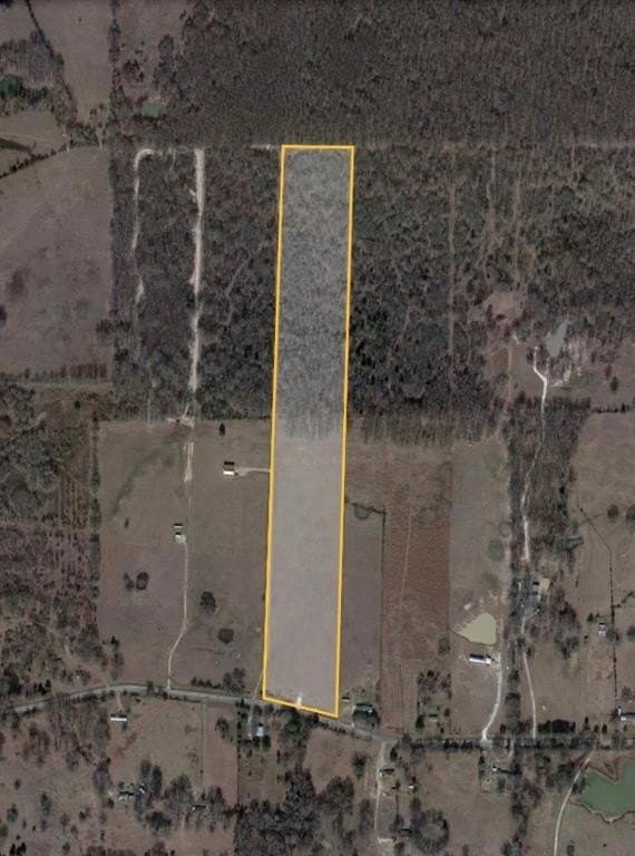 21.71 acres in Titus County - photo 4