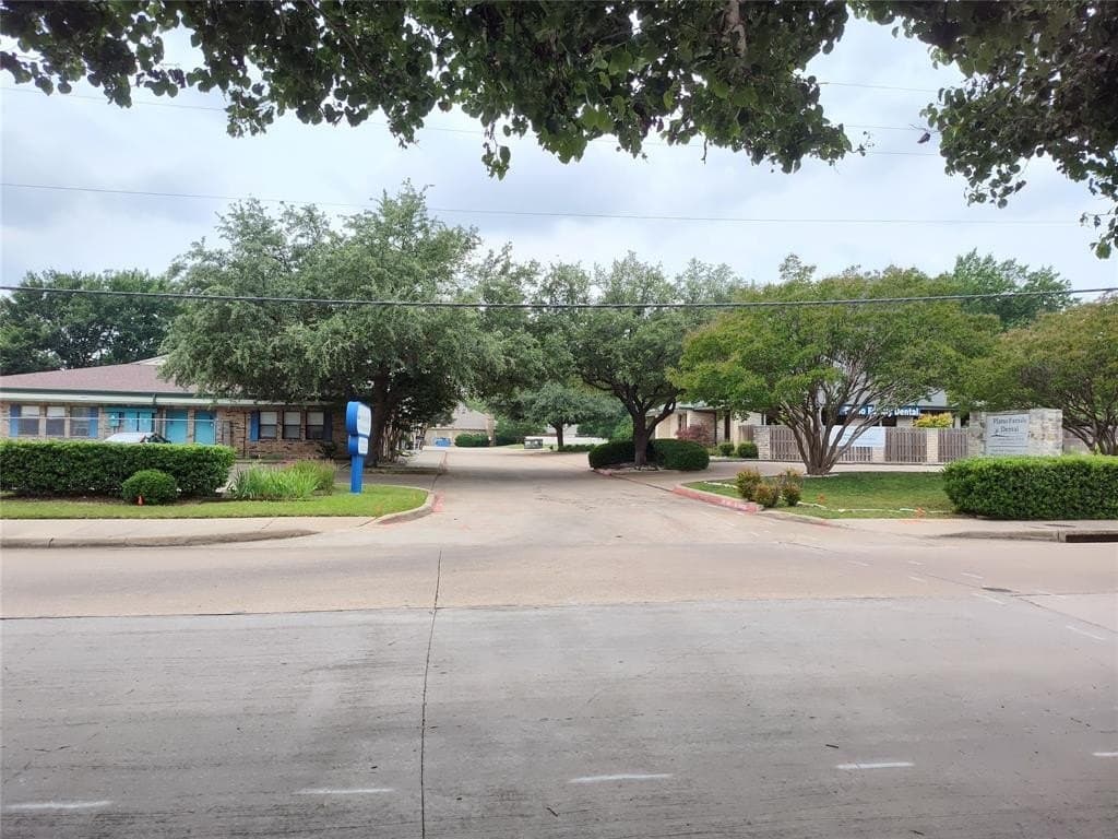 Unknown Silverstone Drive