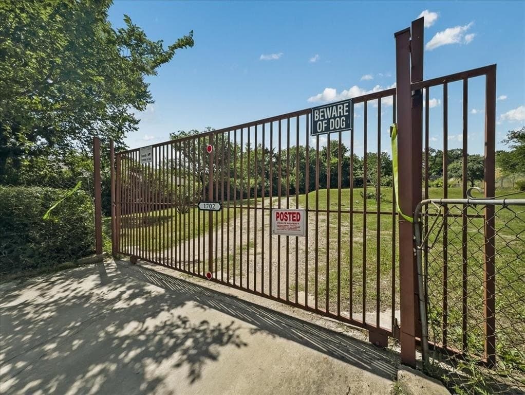 1 acres in Dallas County - photo 4