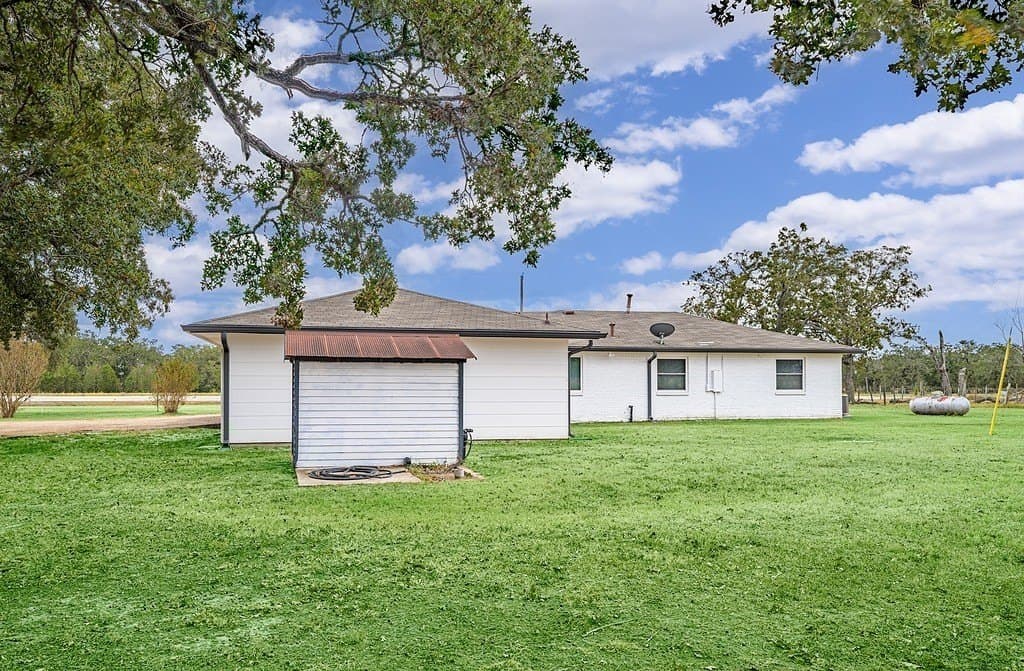 1 acres in Fayette County - photo 19