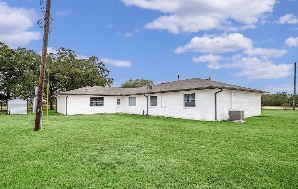 1 acres in Fayette County - photo 18