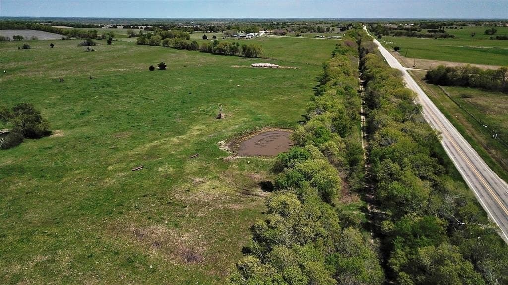 33.47 acres in Hunt County - photo 9