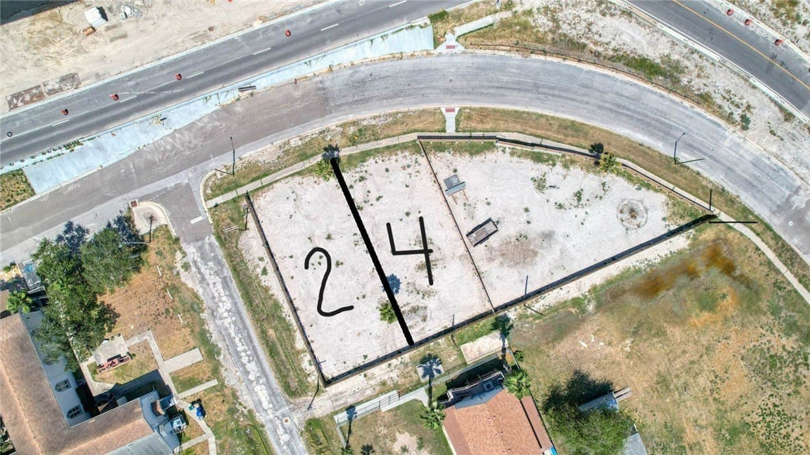 0.13 acres in Nueces County - photo 23