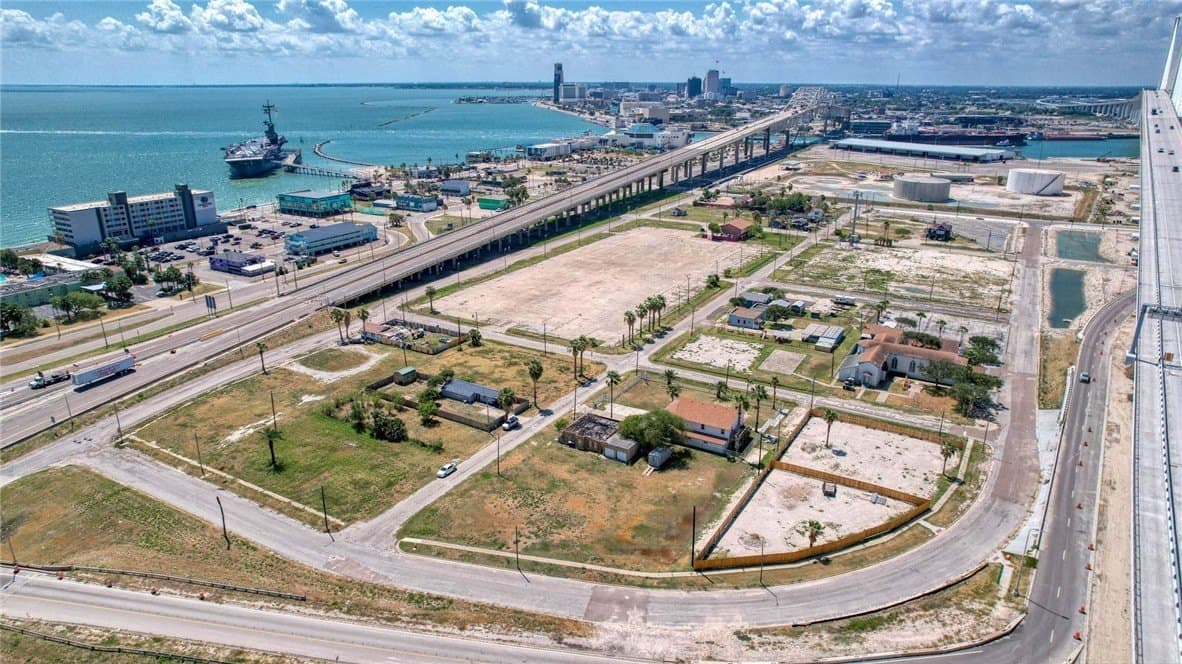 0.13 acres in Nueces County - photo 26