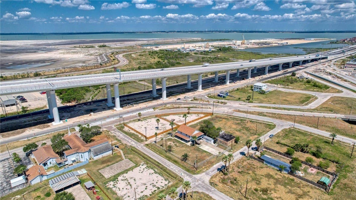 0.13 acres in Nueces County - photo 18