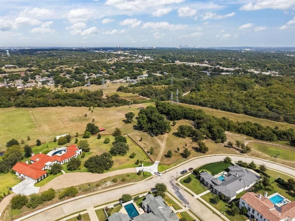 5.73 acres in Tarrant County - photo 9