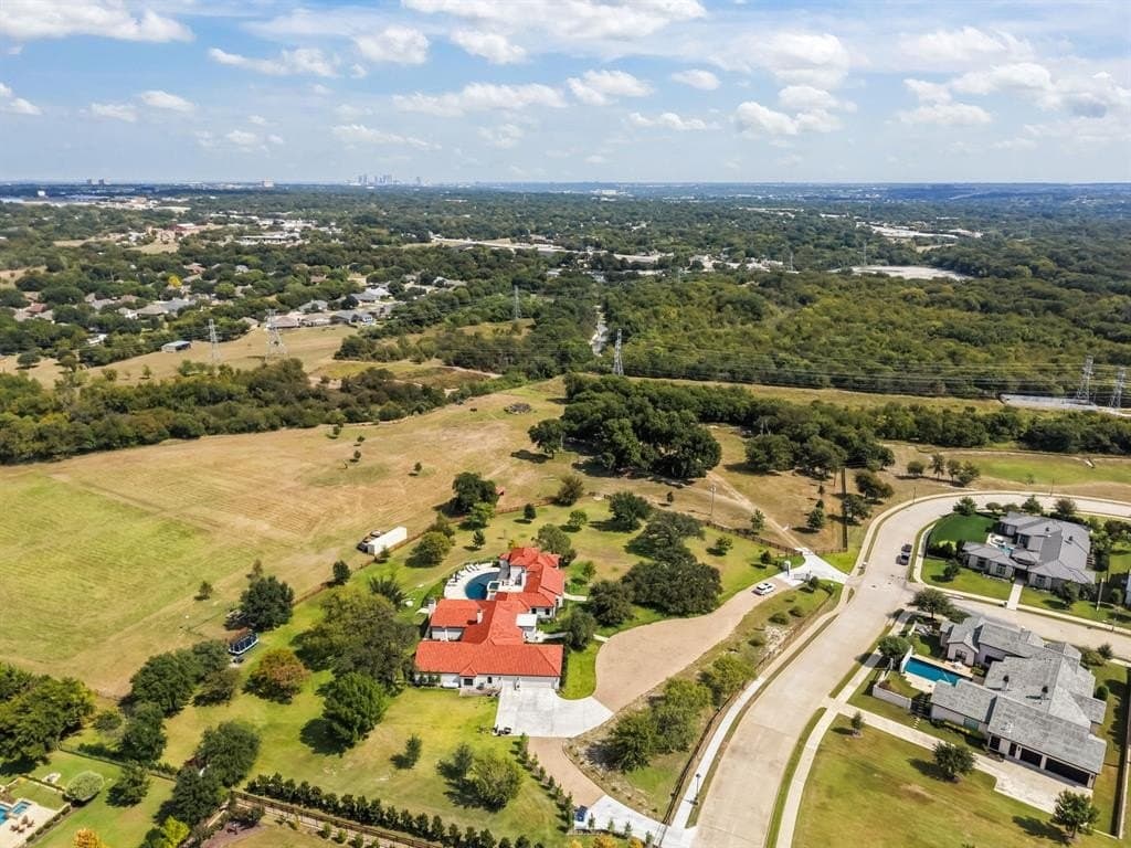 5.73 acres in Tarrant County - photo 8
