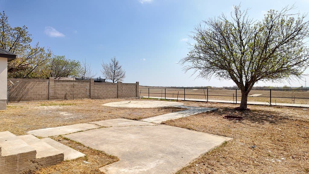 8,370 acres in Maverick County - photo 31