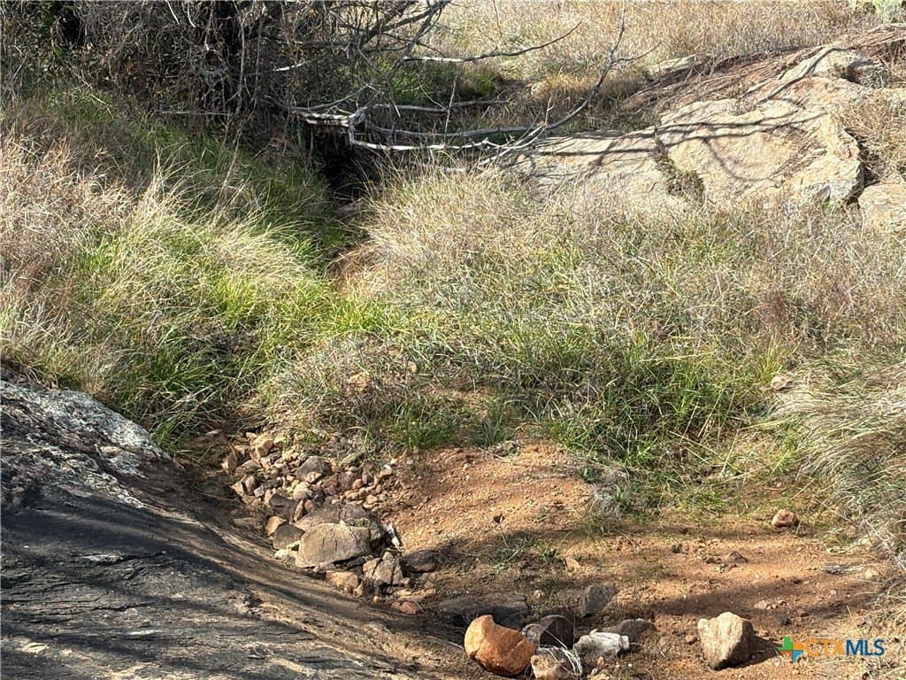 13.91 acres in Burnet County - photo 5