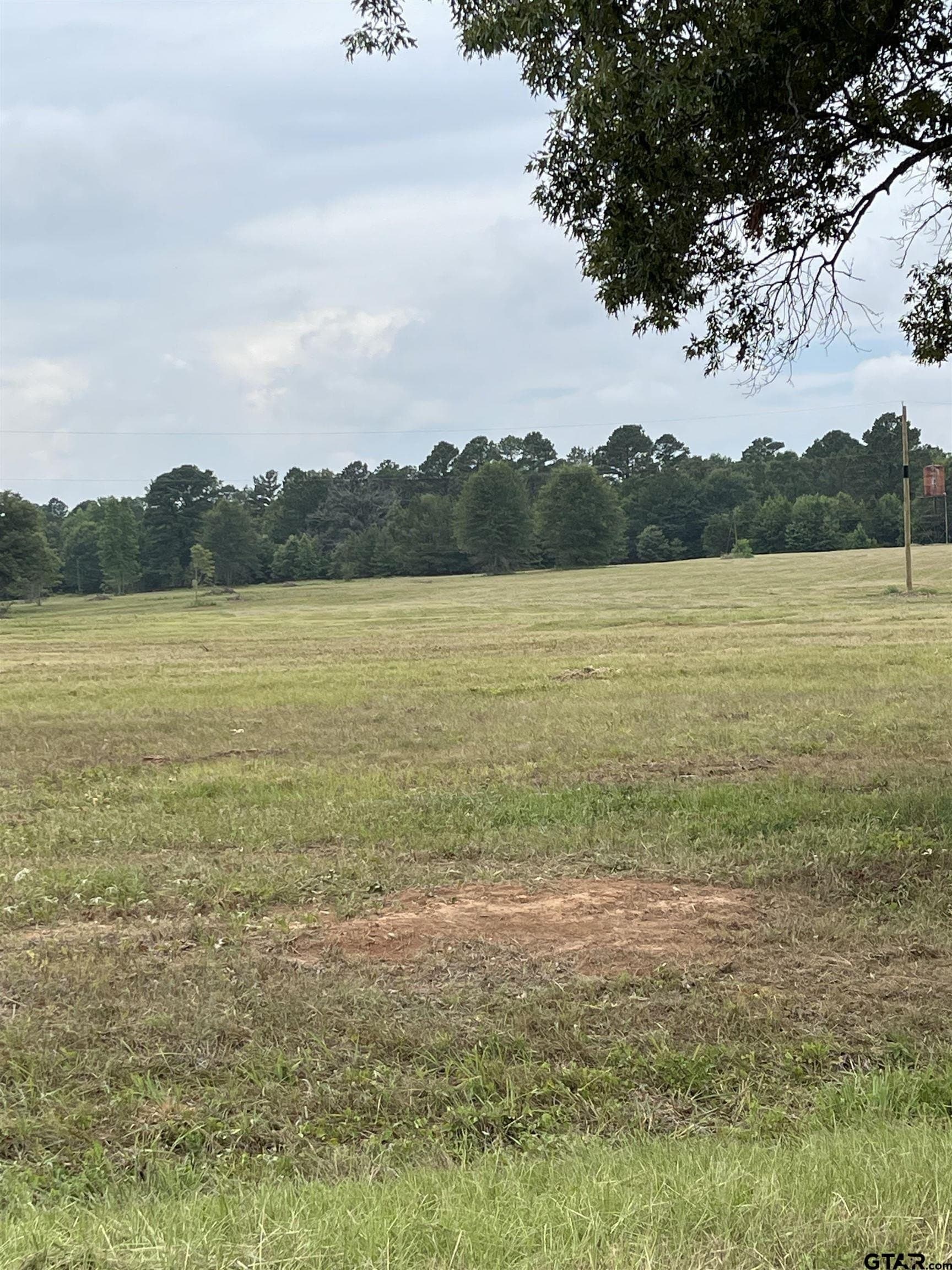 5.35 acres in Gregg County - photo 5