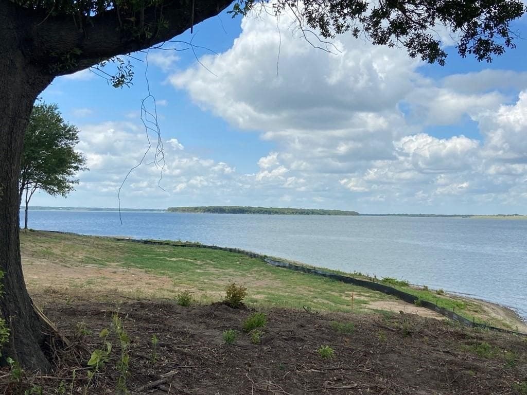 0.45 acres in Kaufman County - photo 11