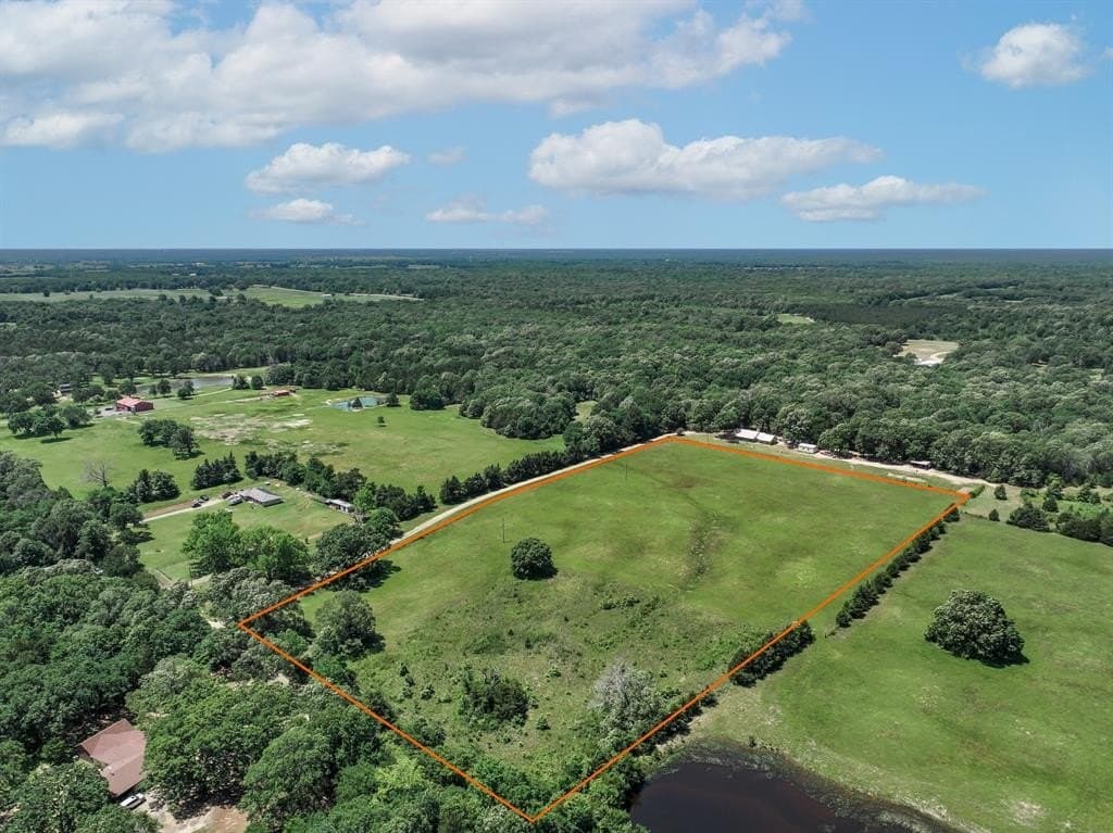11 acres in Lamar County - photo 4