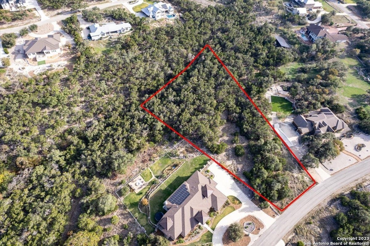 1.45 acres in Comal County - photo 3