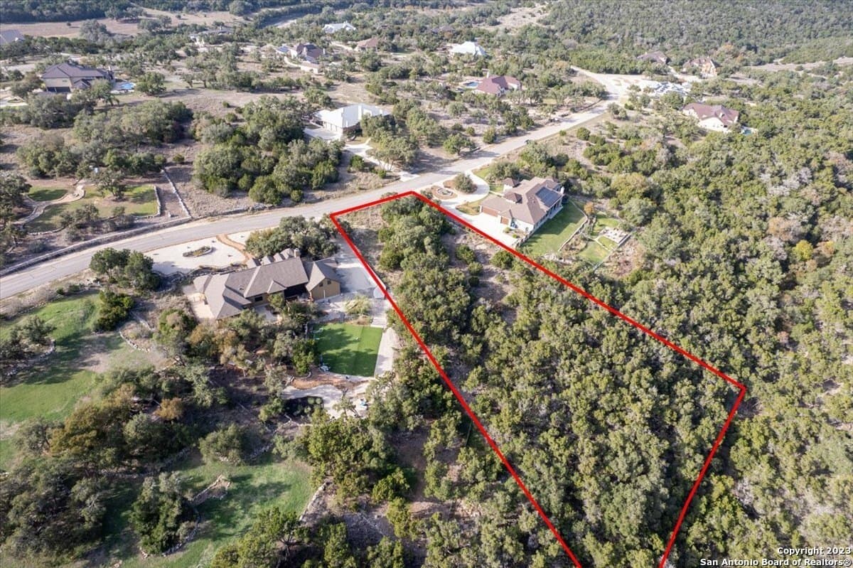 1.45 acres in Comal County - photo 4