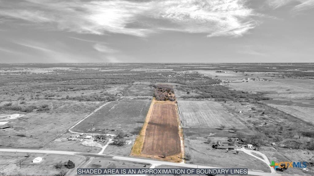 17 acres in McLennan County - photo 2