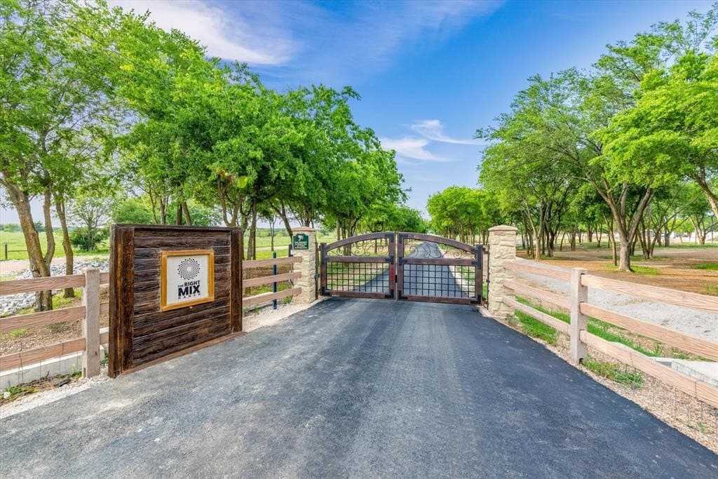 24.03 acres in Johnson County - photo 4