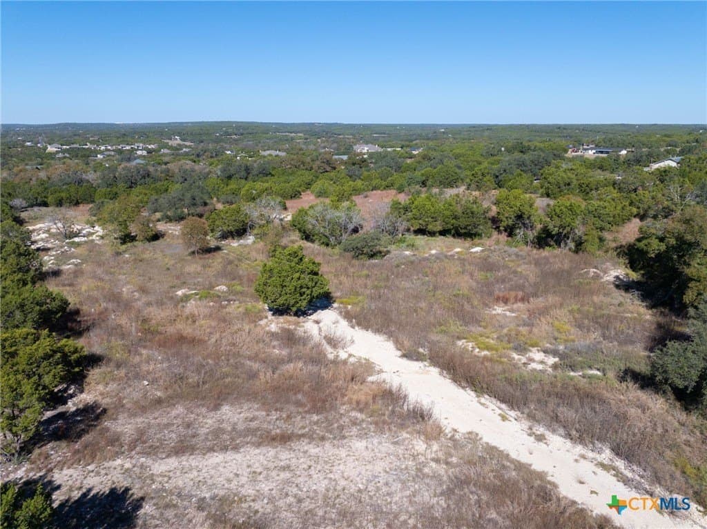 4 acres in Travis County - photo 2