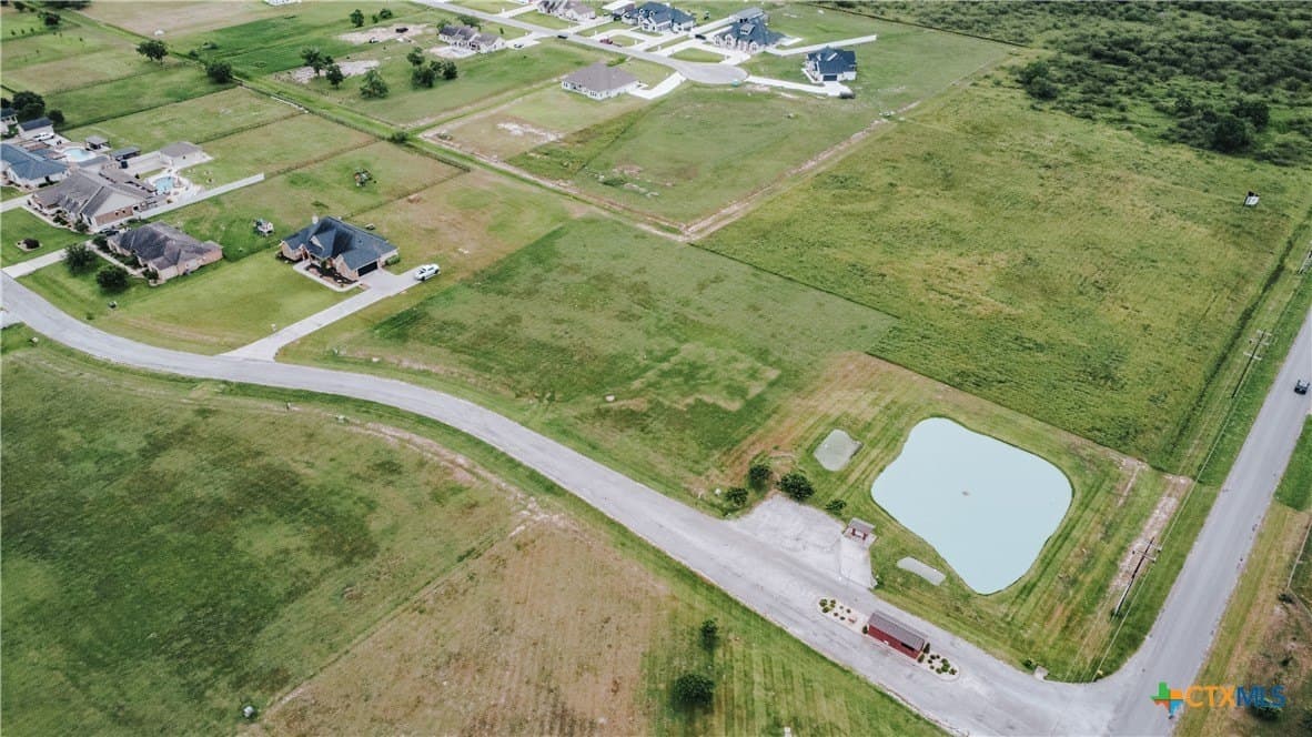 1.01 acres in Victoria County - photo 5