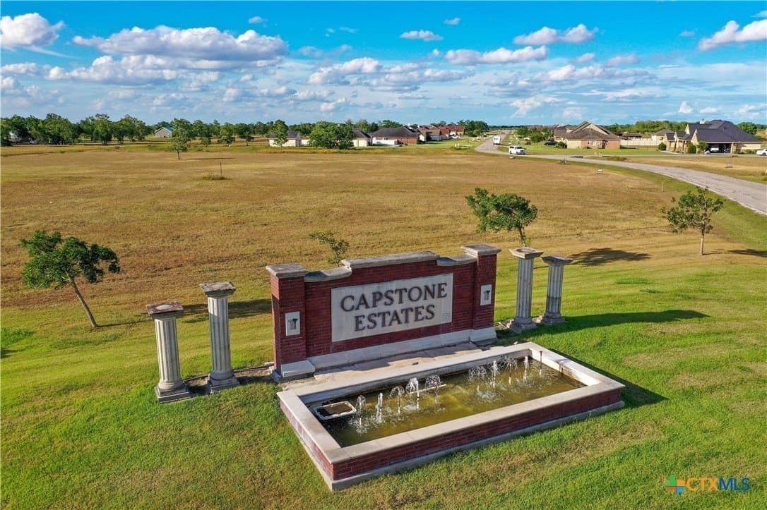 1.01 acres in Victoria County - photo 8