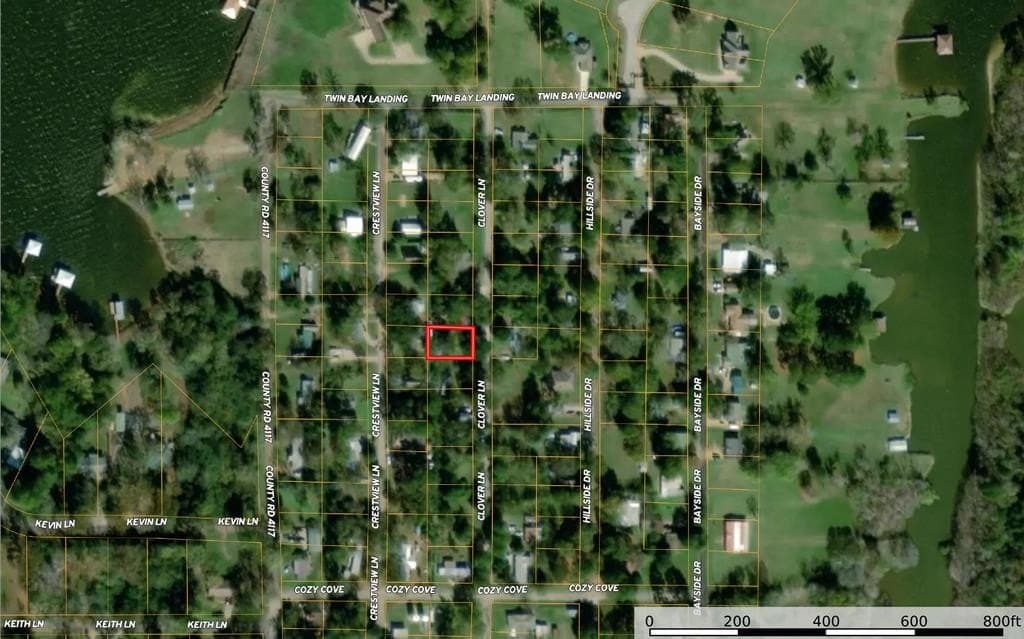 0.16 acres in Henderson County - photo 8