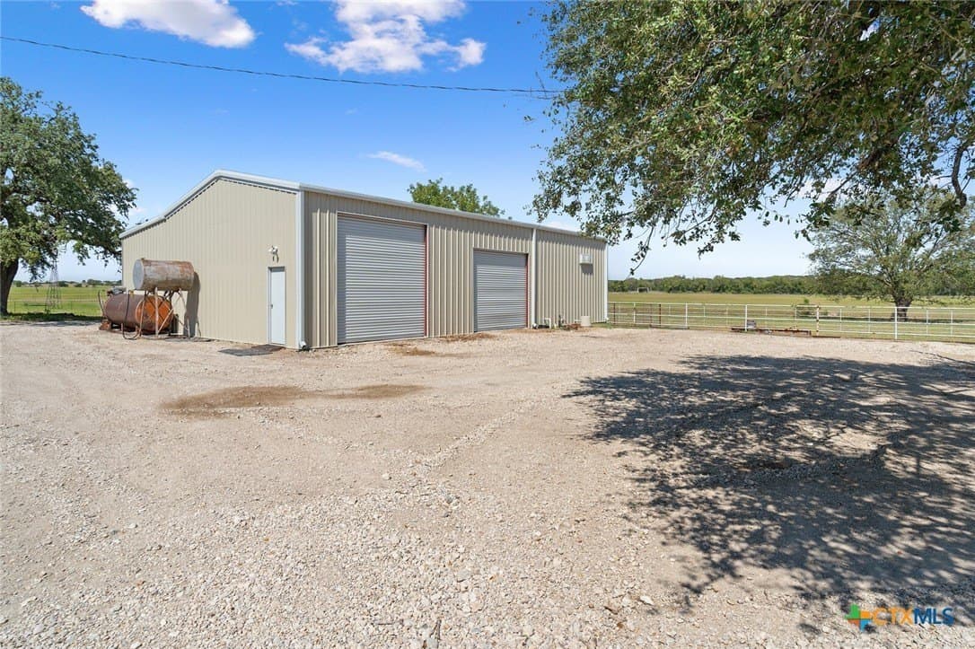 265 acres in Bosque County - photo 27