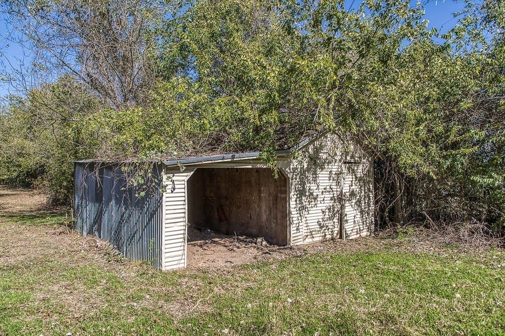 1 acres in Washington County - photo 5