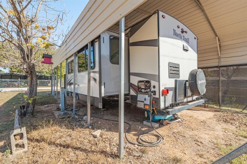 0.06 acres in Comanche County - photo 8